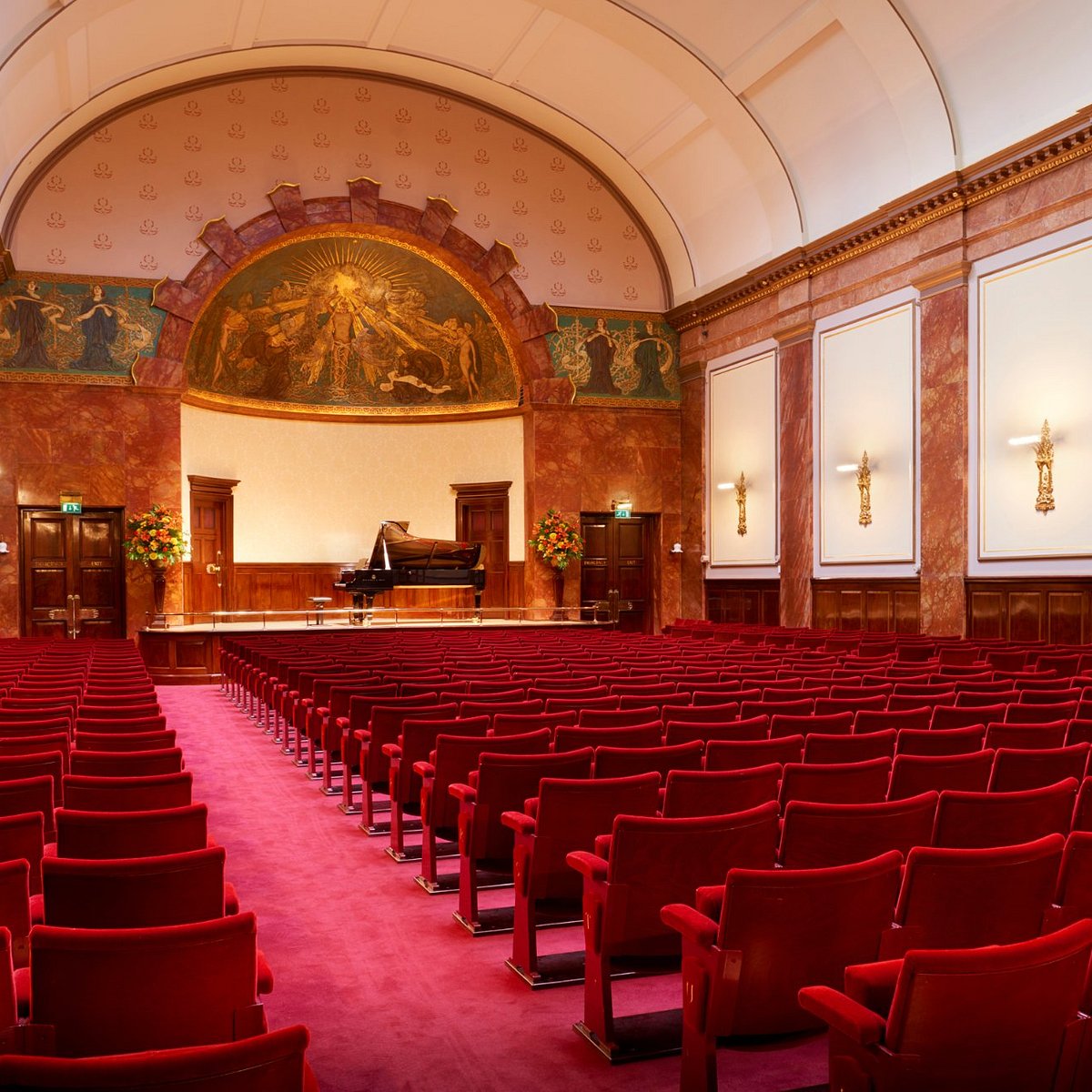 wigmore hall auditorium