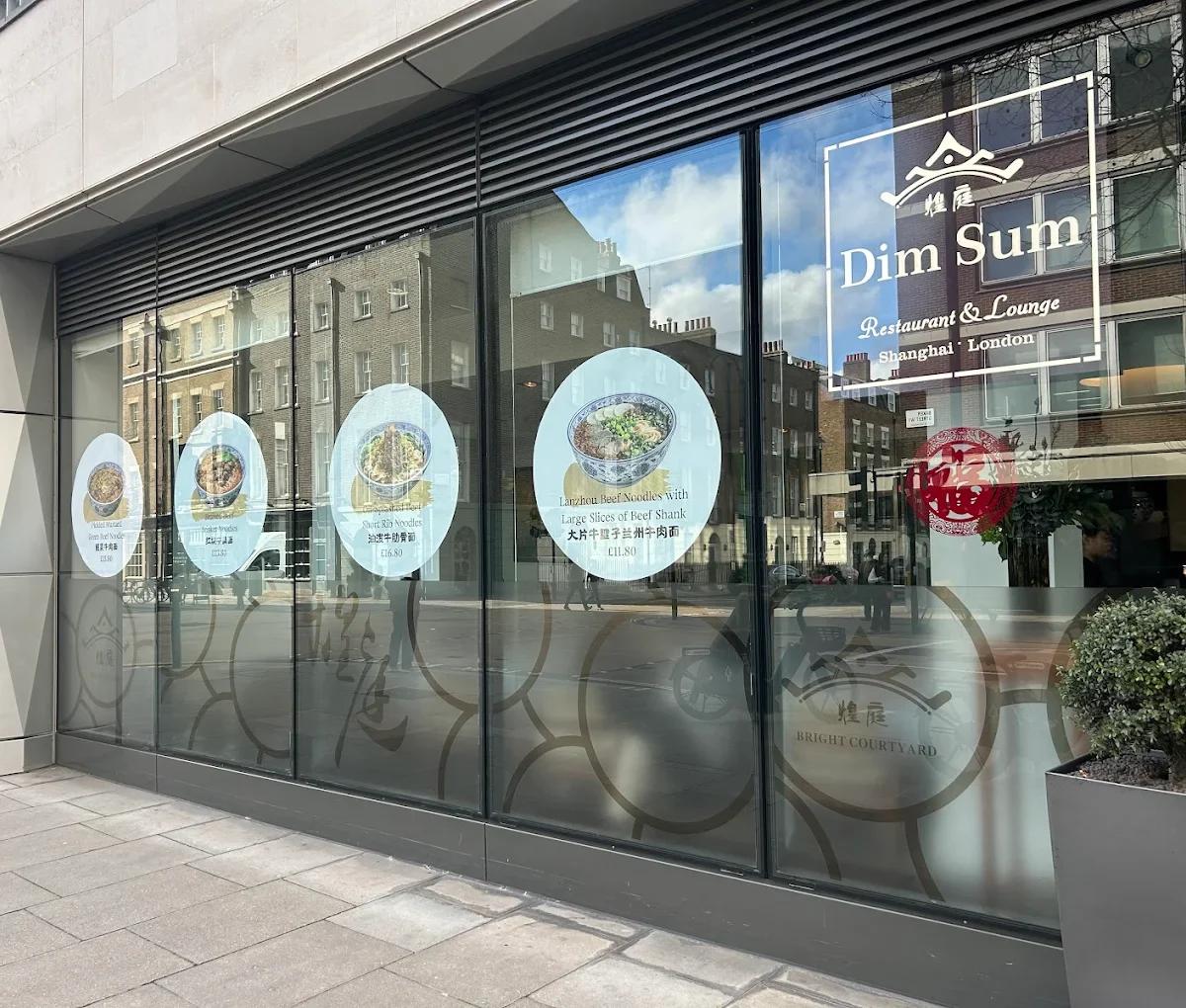 Baker noodles on Baker Street