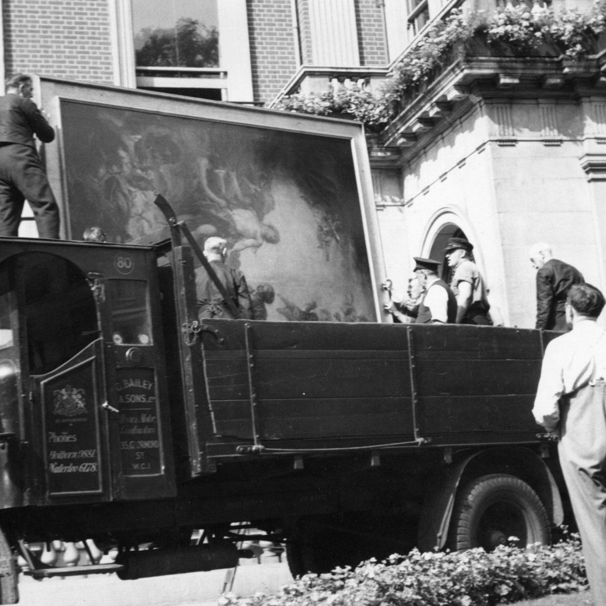 The Wallace Collection at War