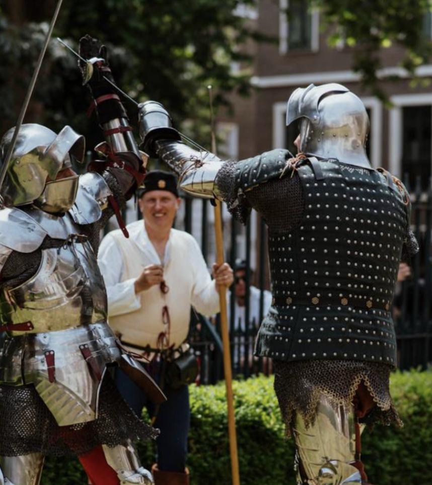 Hands on Armour: Saturday Knight Live – The Wallace Collection