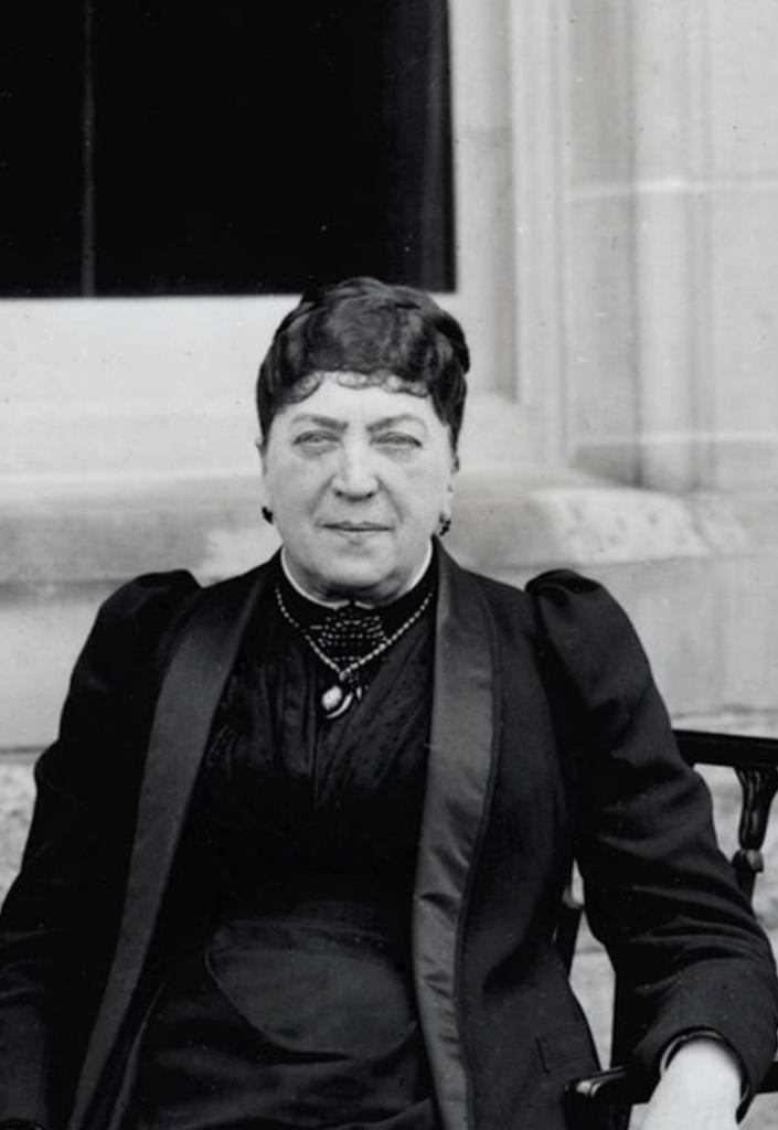 Library and Archive Tour: Women of the Wallace Collection